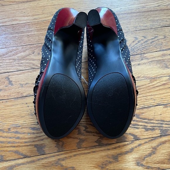 Retro platform peep toe pumps, size 8 - Picture 4 of 4